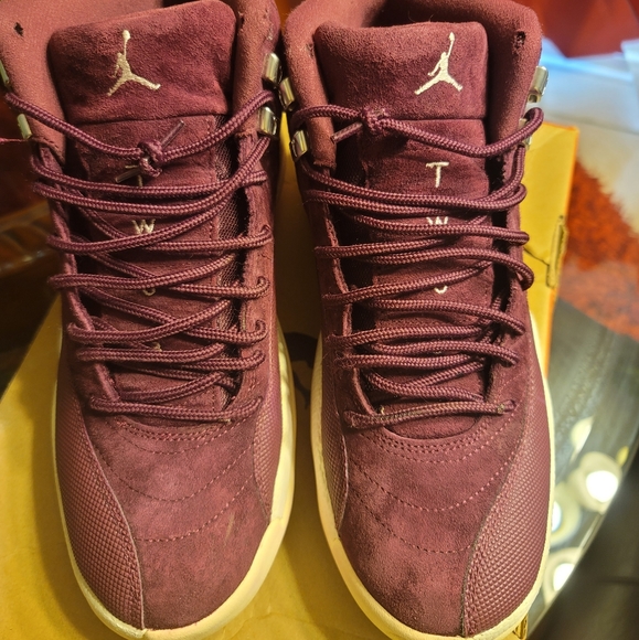 Jordan Retro 12